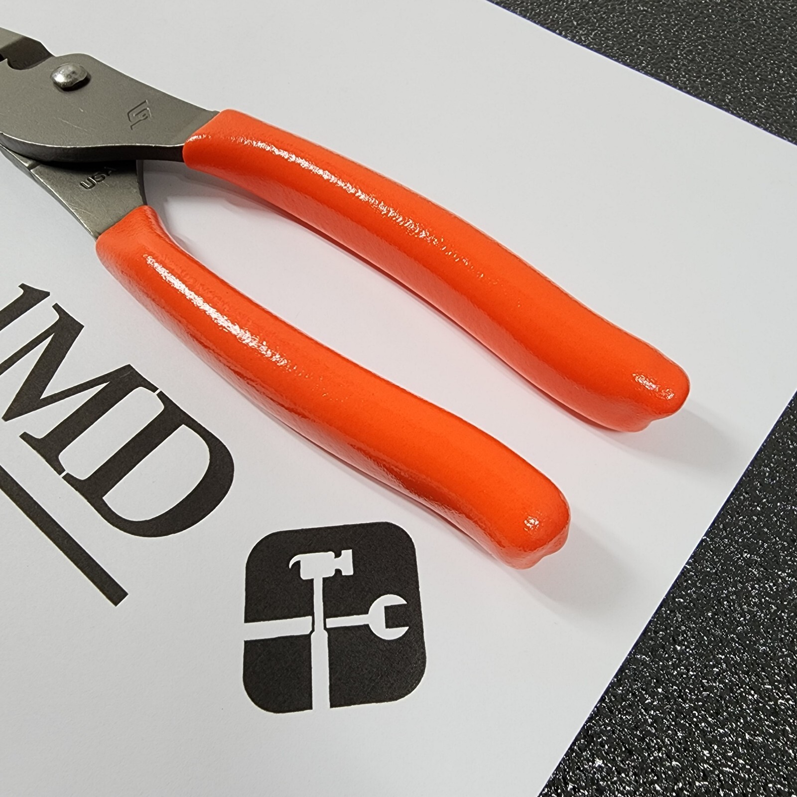 Snap-on Tools USA NEW ORANGE 9″ Talon Grip Long Nose Slip Joint Pliers LN47ACF