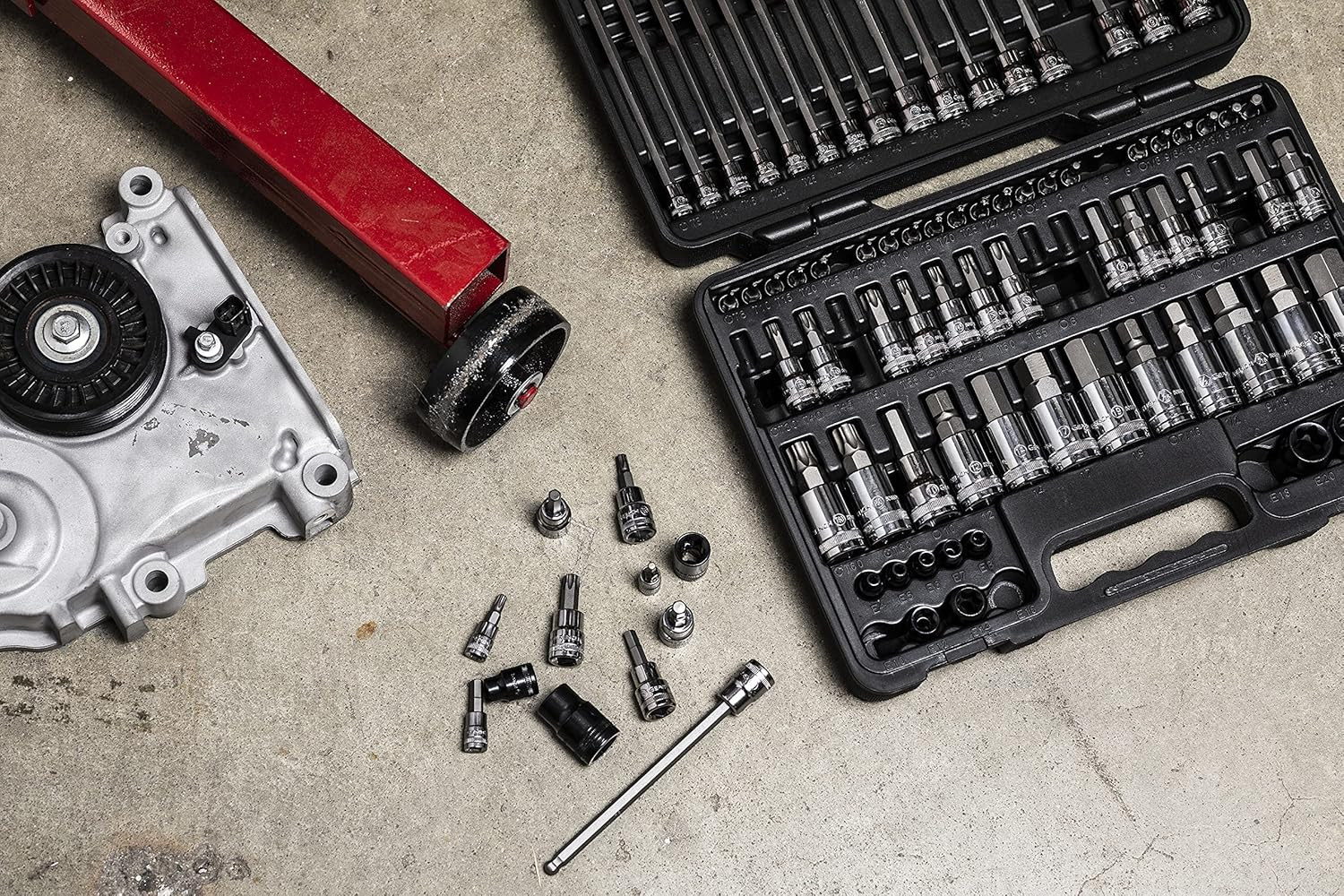 GEARWRENCH 84 Pc. Master SAE/Metric Hex And Torx Bit Socket Set – 80742