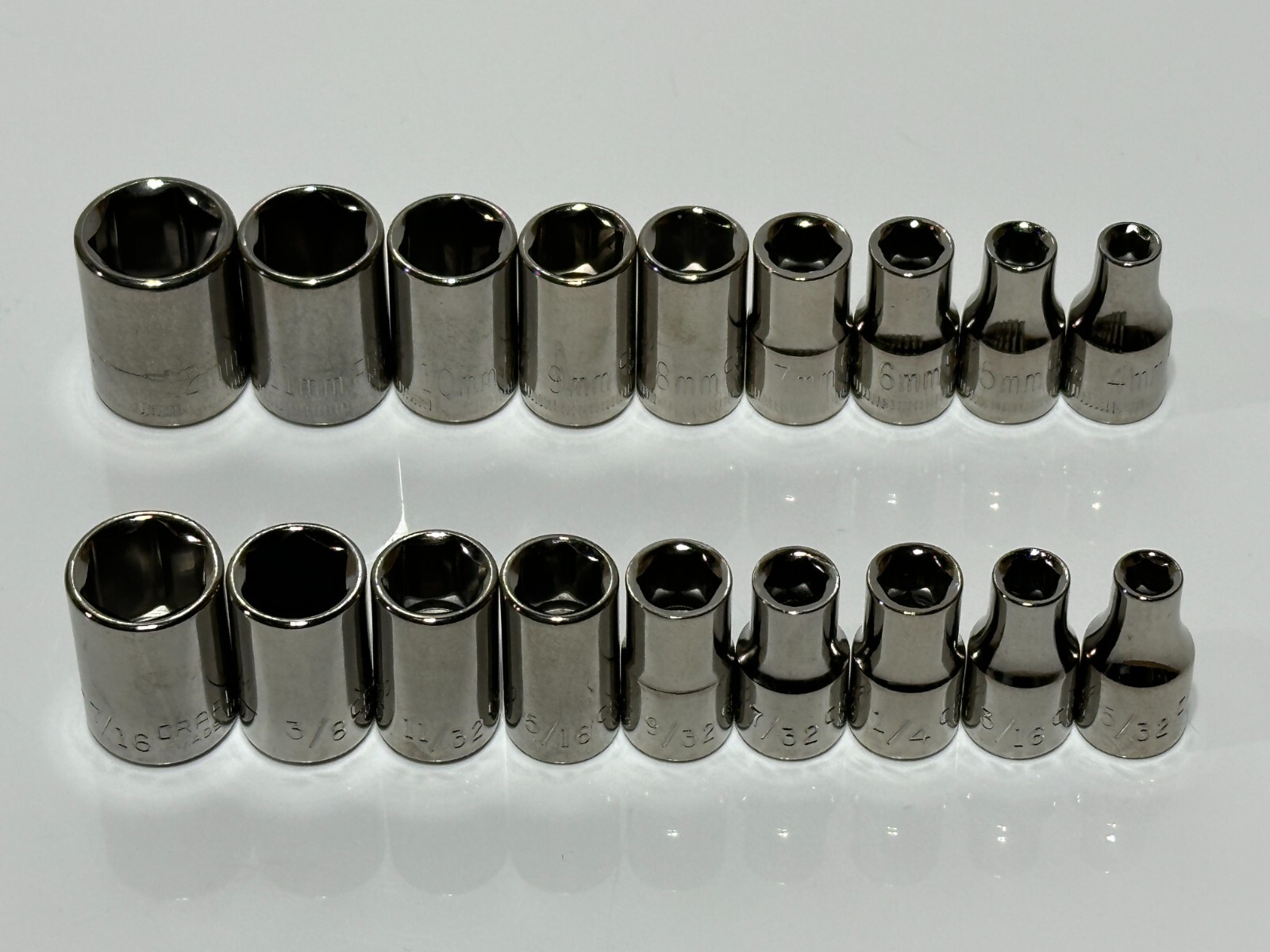 NOS Craftsman Tools USA 18pc Metric & SAE Shallow Socket Set, 1/4” Drive 6 Point