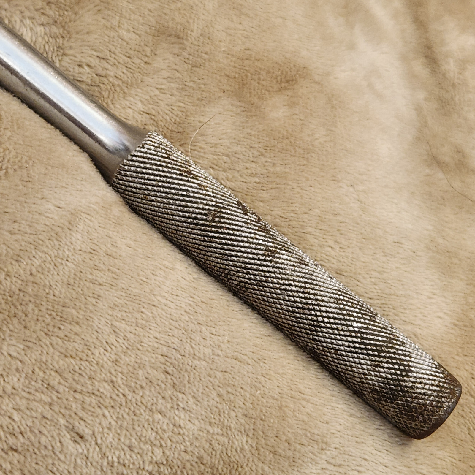 Challenger USA 1/2″ Drive Hand Tools Ratchet, 10″ Length, Knurled Grip, 1660-2