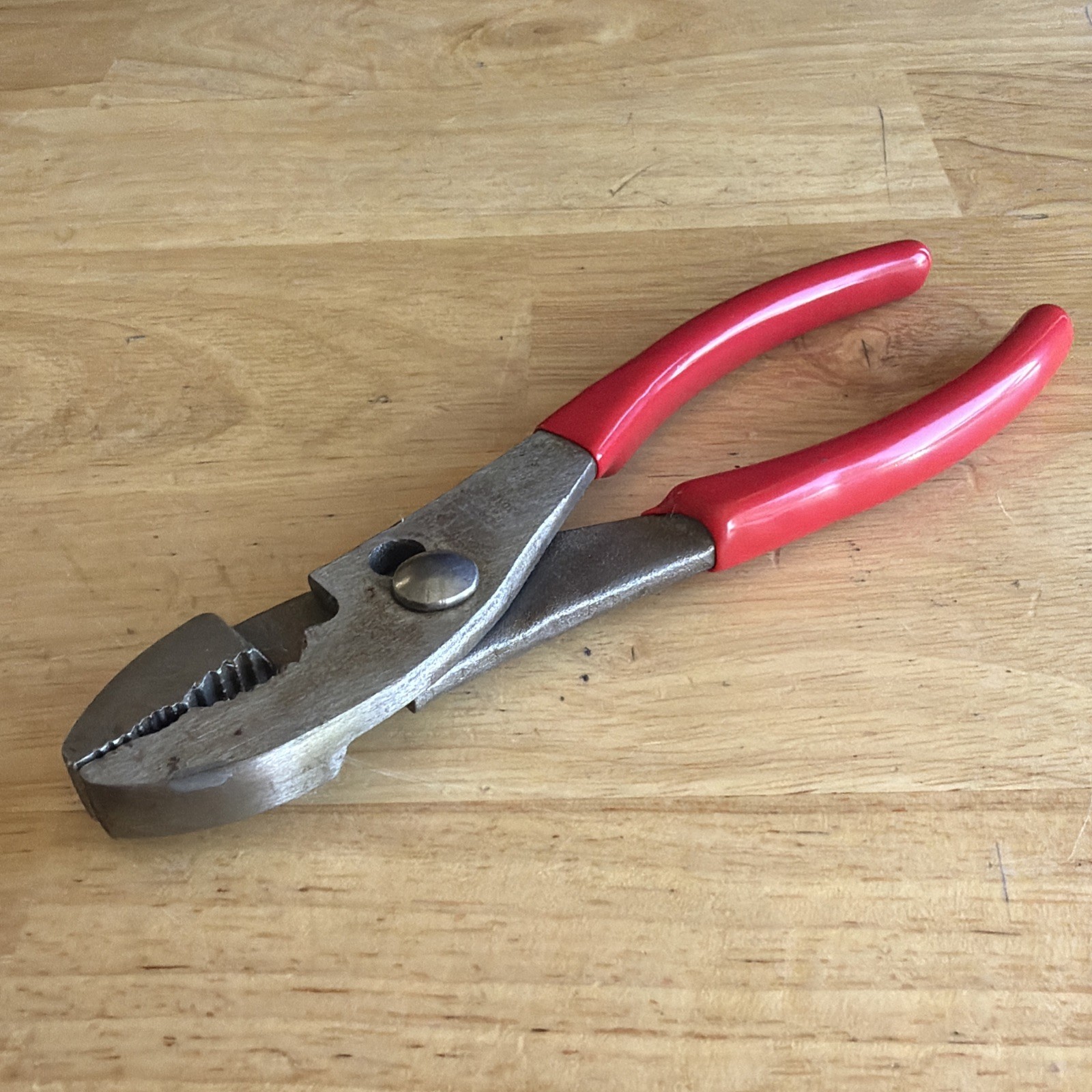 Mac Tools 6.5″ Adjustable Slip Joint Pliers Red Handle P301948 READ!