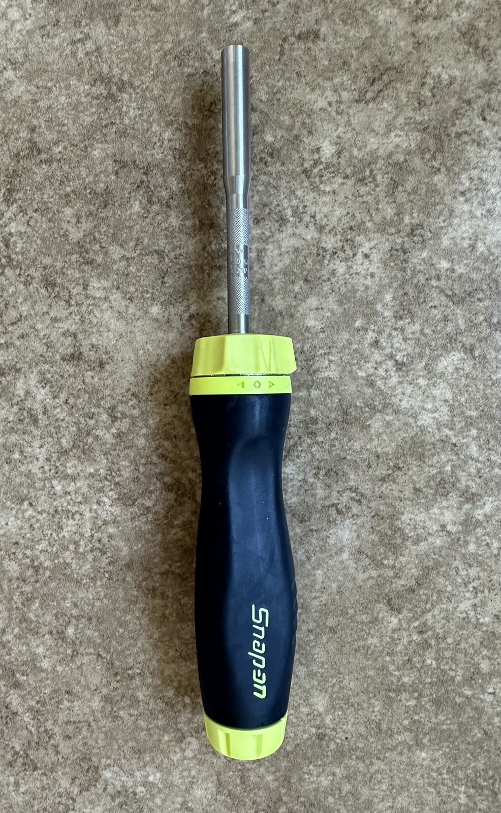 🟡 New Snap-On HI-VIZ Soft Grip Ratcheting Screwdriver w/ Bits SGDMRC44BHV