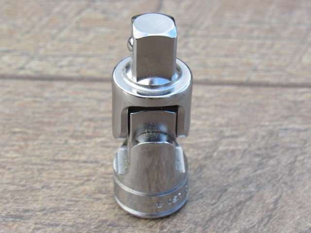 NEW SNAP ON FU8A 3/8″ DRIVE UNIVERSAL SWIVEL JOINT 2 1/16″ LENGTH NEWER LOGO