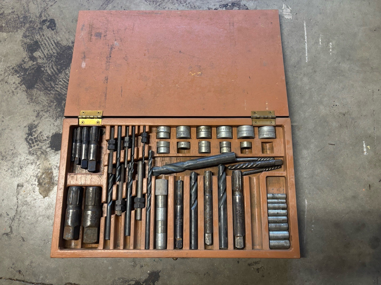 Snap-On Blue Point E1025 Screw & Pipe Extractor Set