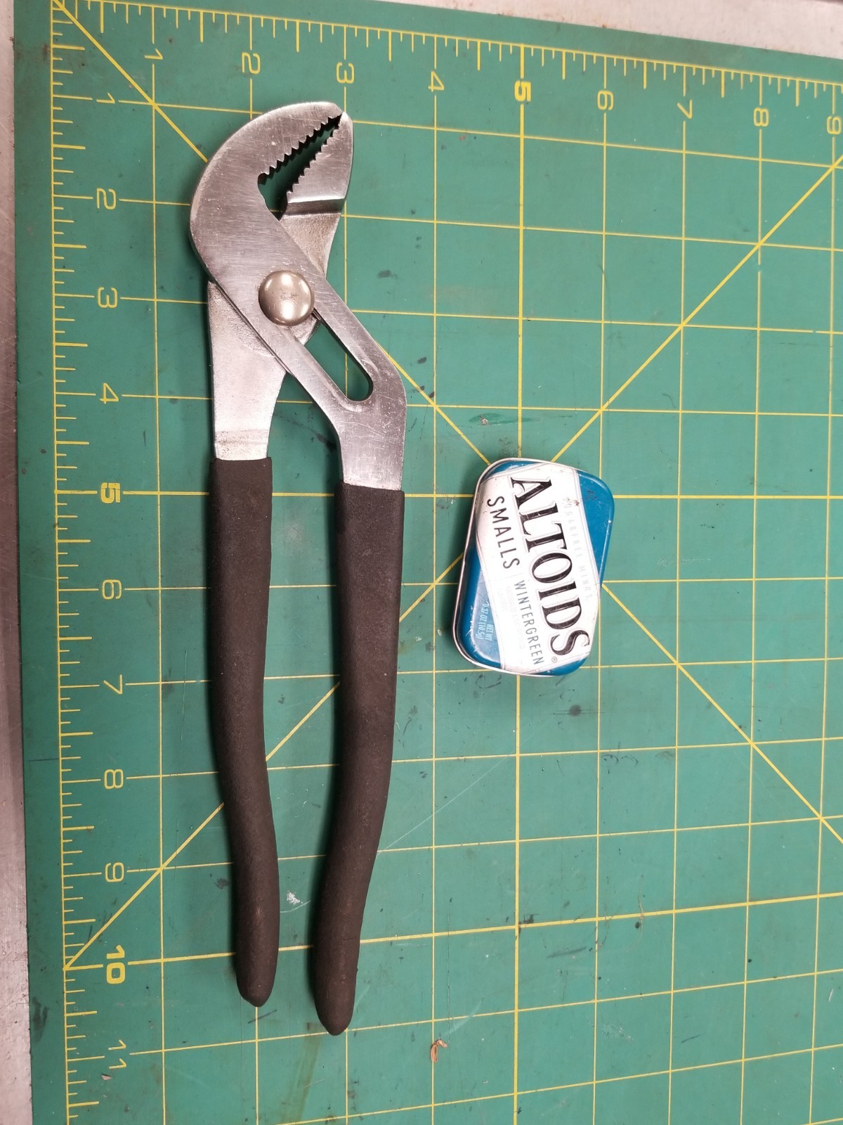 Craftsman Textured Grip Tongue & Groove Pliers 9-1/2″ #45381 – WF – USA
