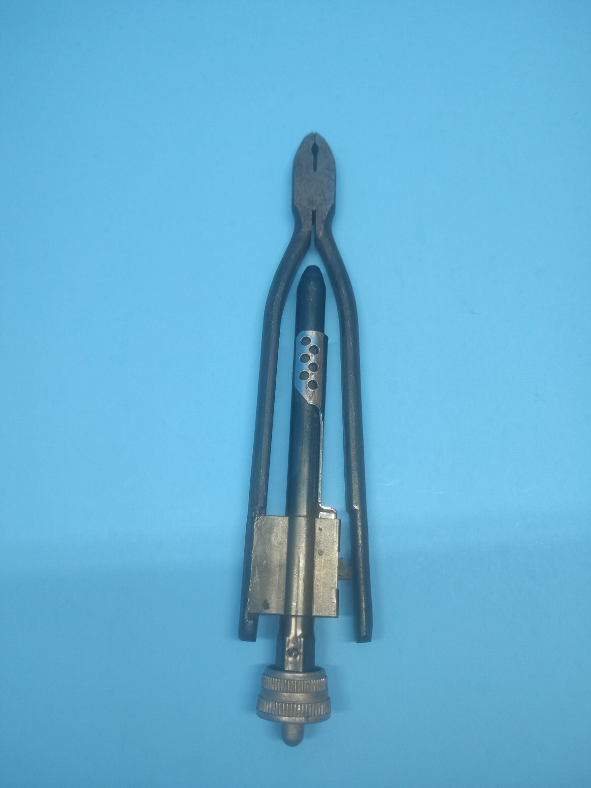 4 Vintage BLUE POINT SAFETY TWIST WIRE AIRCRAFT PATENTED PLIERS GA311C 10″