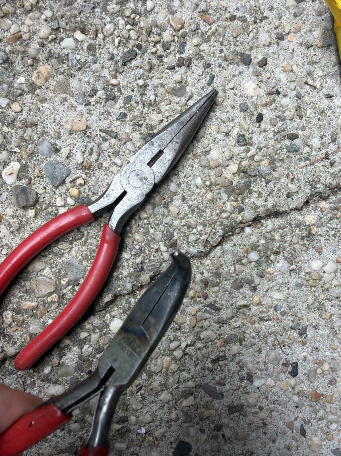 Mac Tools USA Needle Nose Pliers Lot Of 2