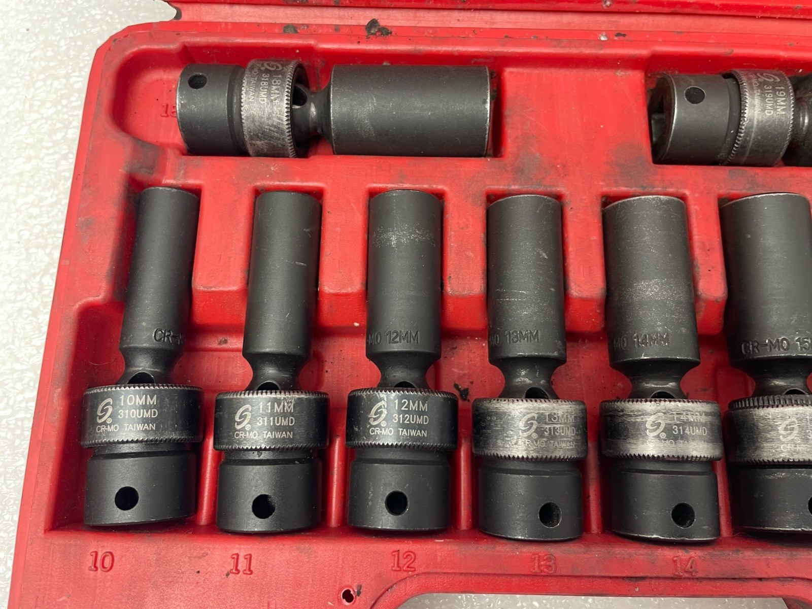 SUNEX TOOLS 6 POINT DEEP UNIVERSAL IMPACT FLEX SOCKET SET 3/8″ UMD 10-19mm