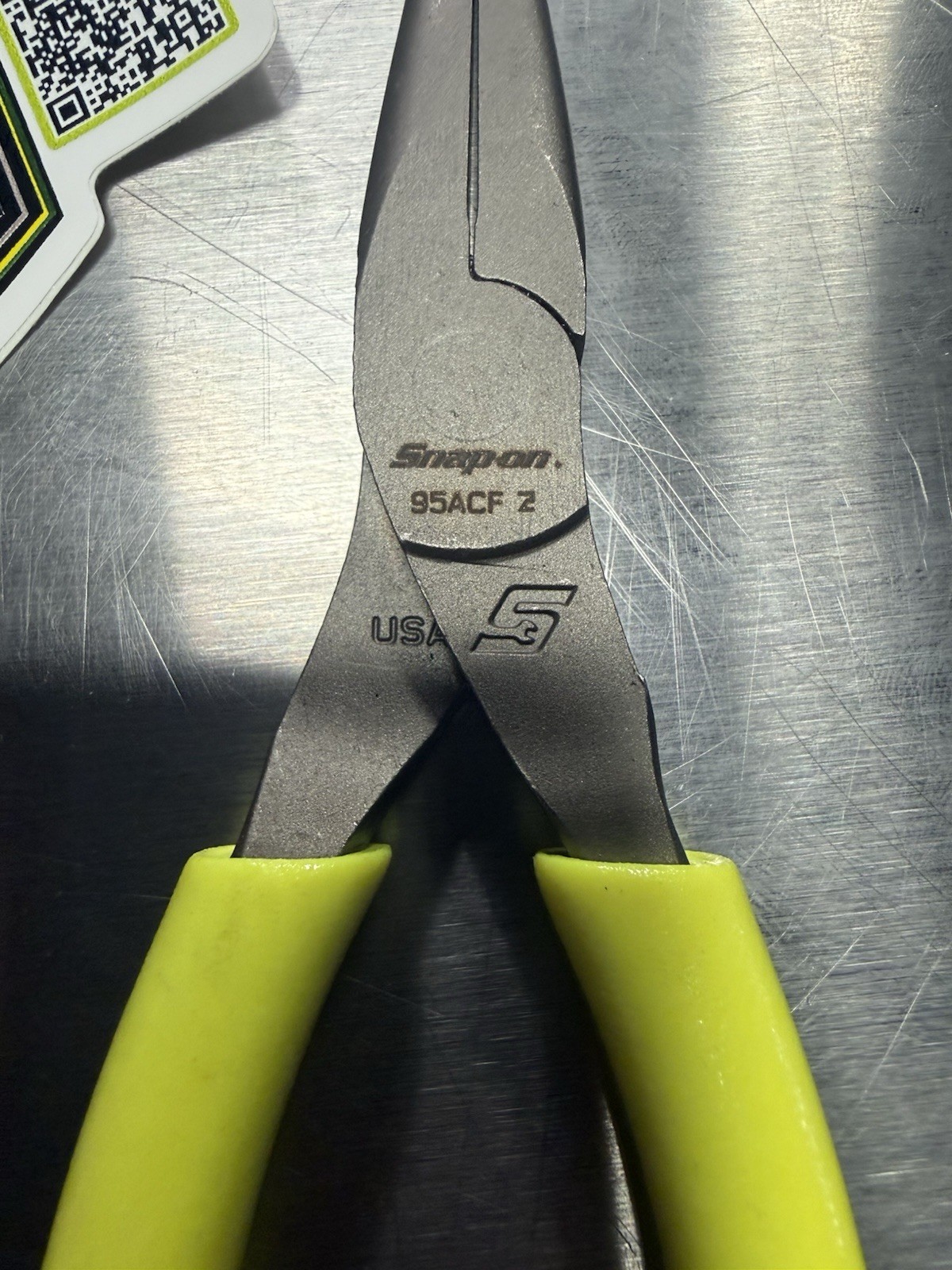 Snap-on Tools USA HI-VIZ 6″ Soft Grip Needle Nose Pliers 95ACFHV New Old Stock