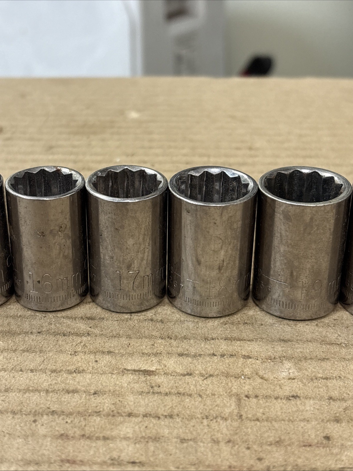 Vtg CRAFTSMAN 17pc 1/2 Drive Metric Socket Set 11-27 12pt (13mm 6Pt) USA No Skip