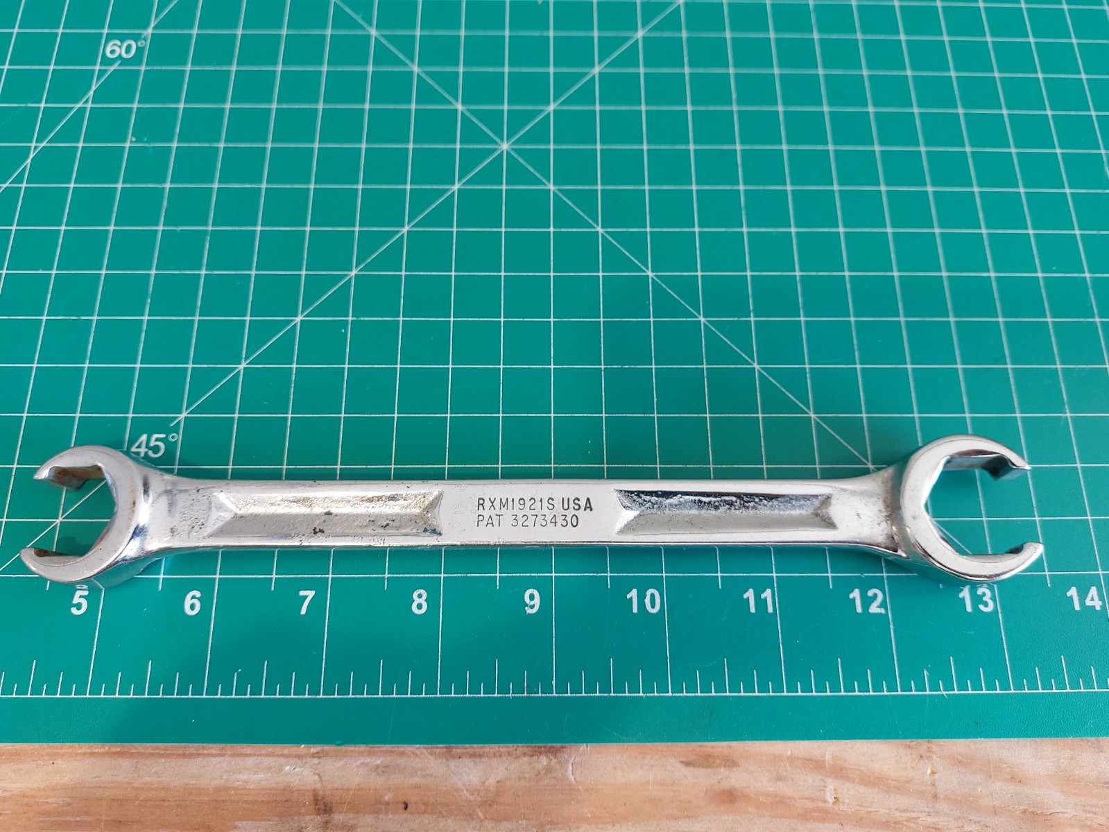 Snap-on 19mm x 21mm Flare Line Wrench RXM1921S USA
