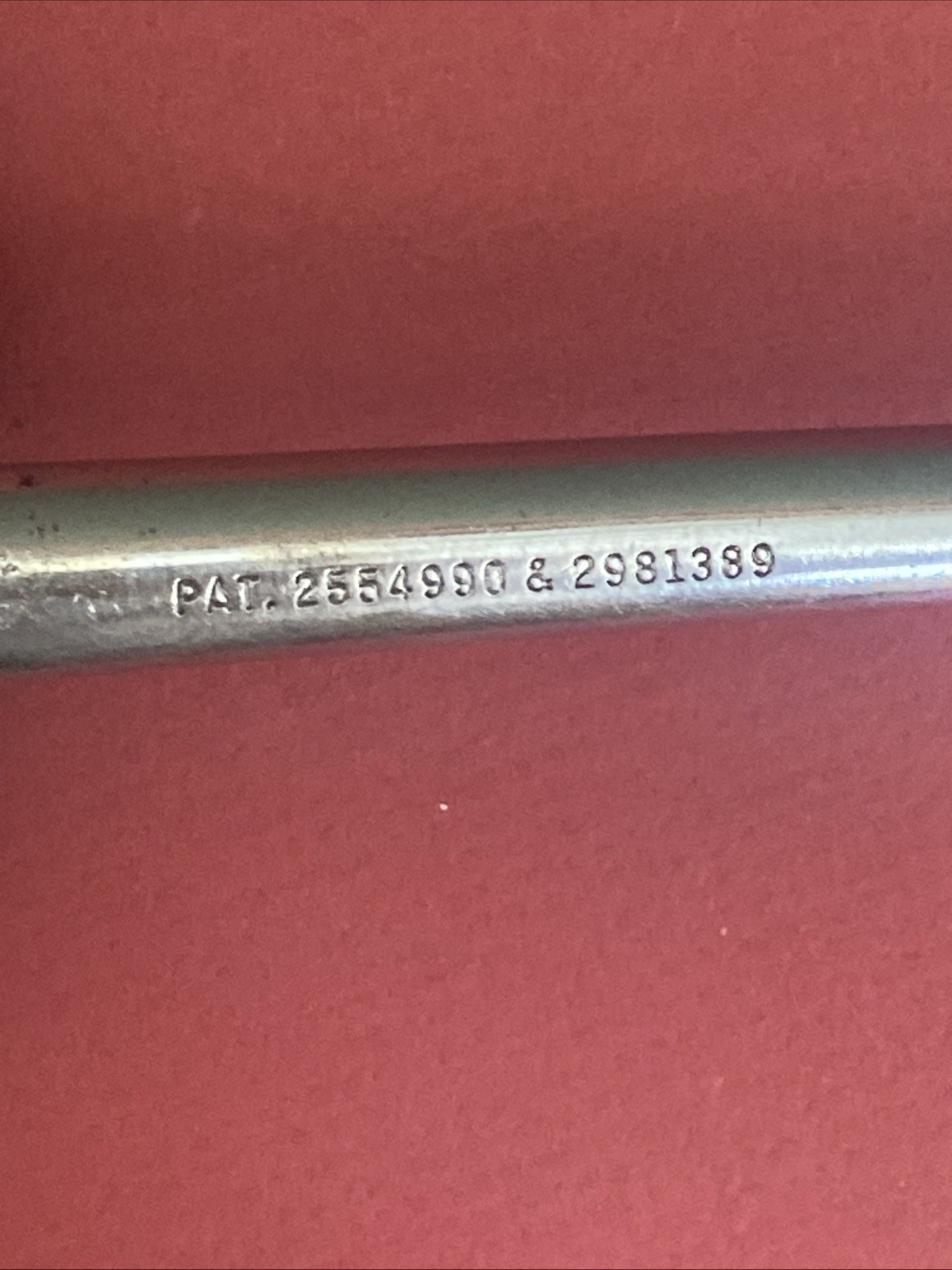 Vintage Mac Tools V8R USA Round Head Ratchet Fine-tooth 1/2” Drive Mechanic Tool