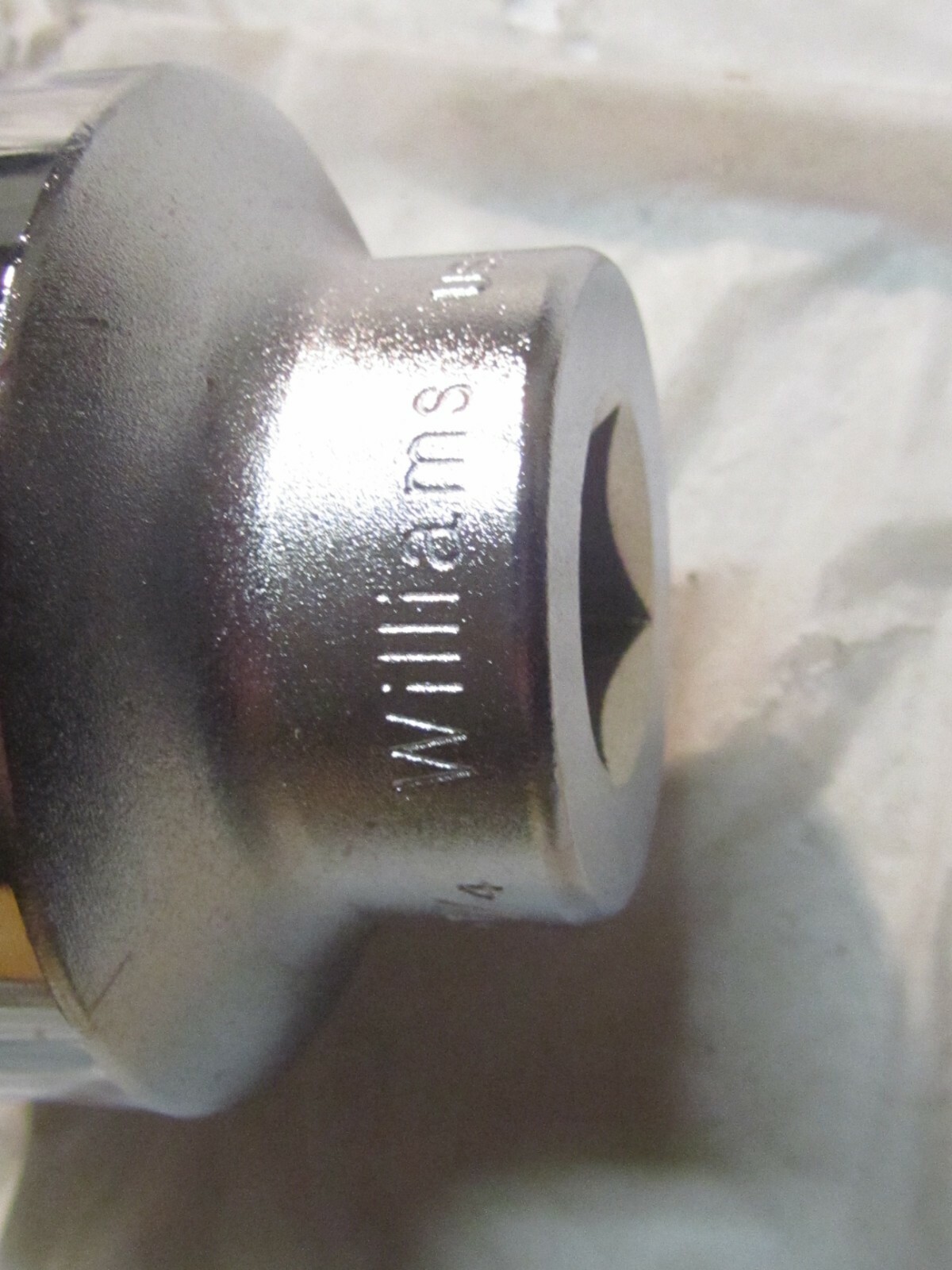 Williams Tools H-1272 3/4″ Drive 2-1/4″ 12-Point SAE Shallow Socket