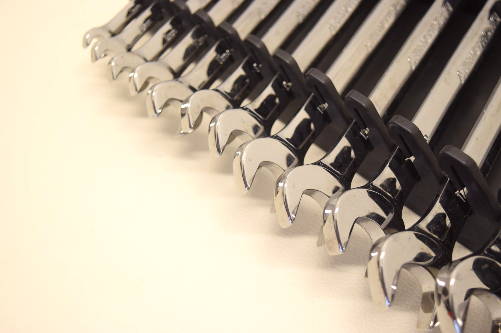 Armstrong Tools 15 Piece 12-Point Metric Combo Wrench Set 7-19mm & 21-22mm NEW