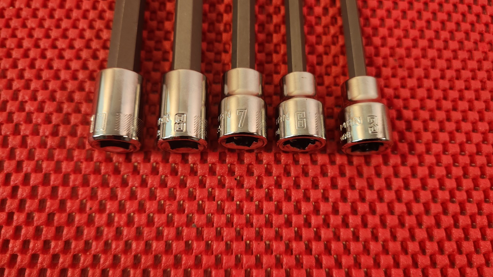 5 CRAFTSMAN METRIC LONG BALL END HEX BITS ON 3/8″ DRIVE SOCKETS