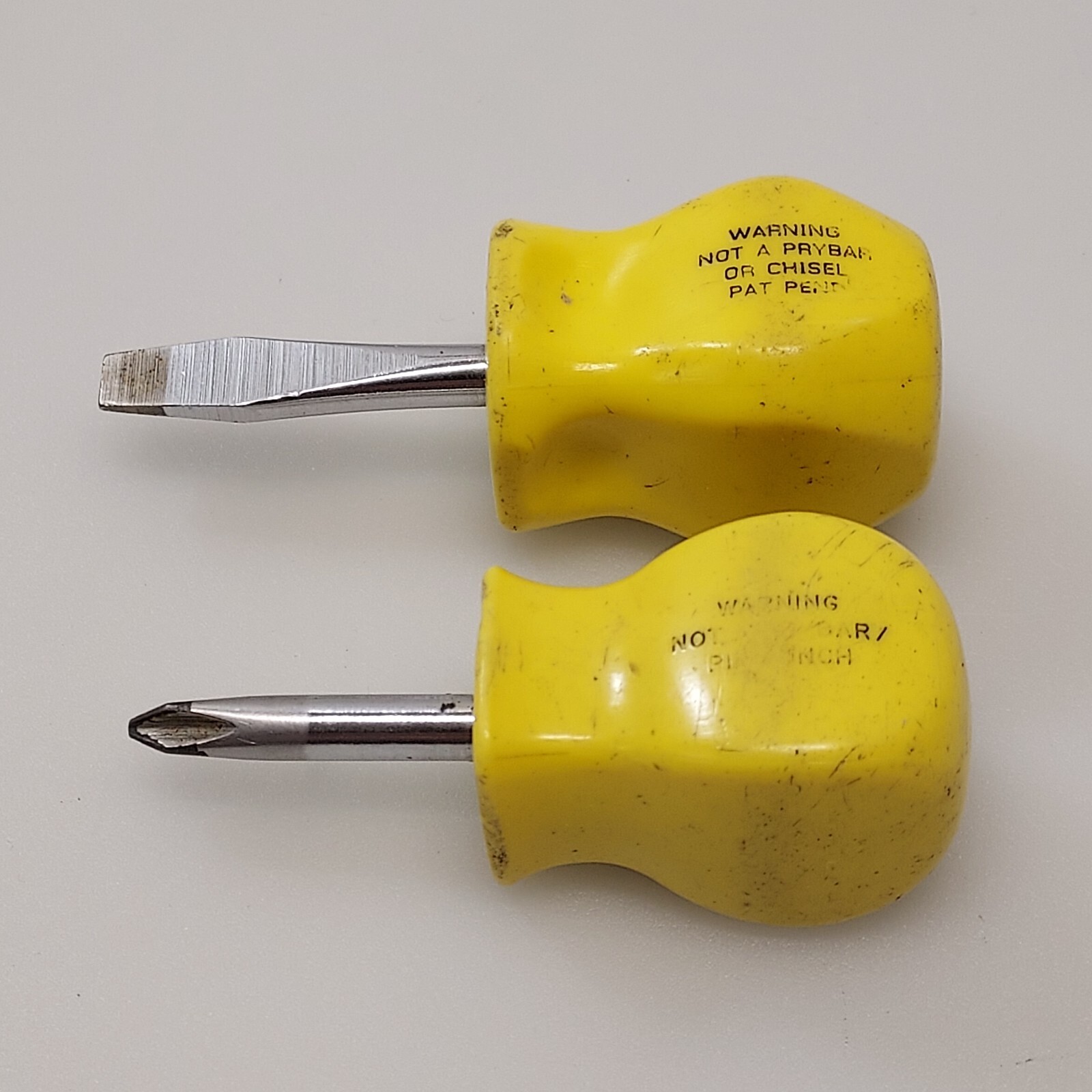 SNAP-ON TOOLS STUBBY SCREWDRIVERS YELLOW SDD1 FLAT TIP AND SDDP2 #2 PHILIPS OEM