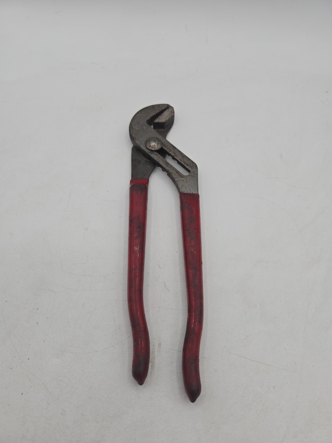Blue Point CHN430 Slip Joint Adjustable Pliers 10″ Red Grips USA