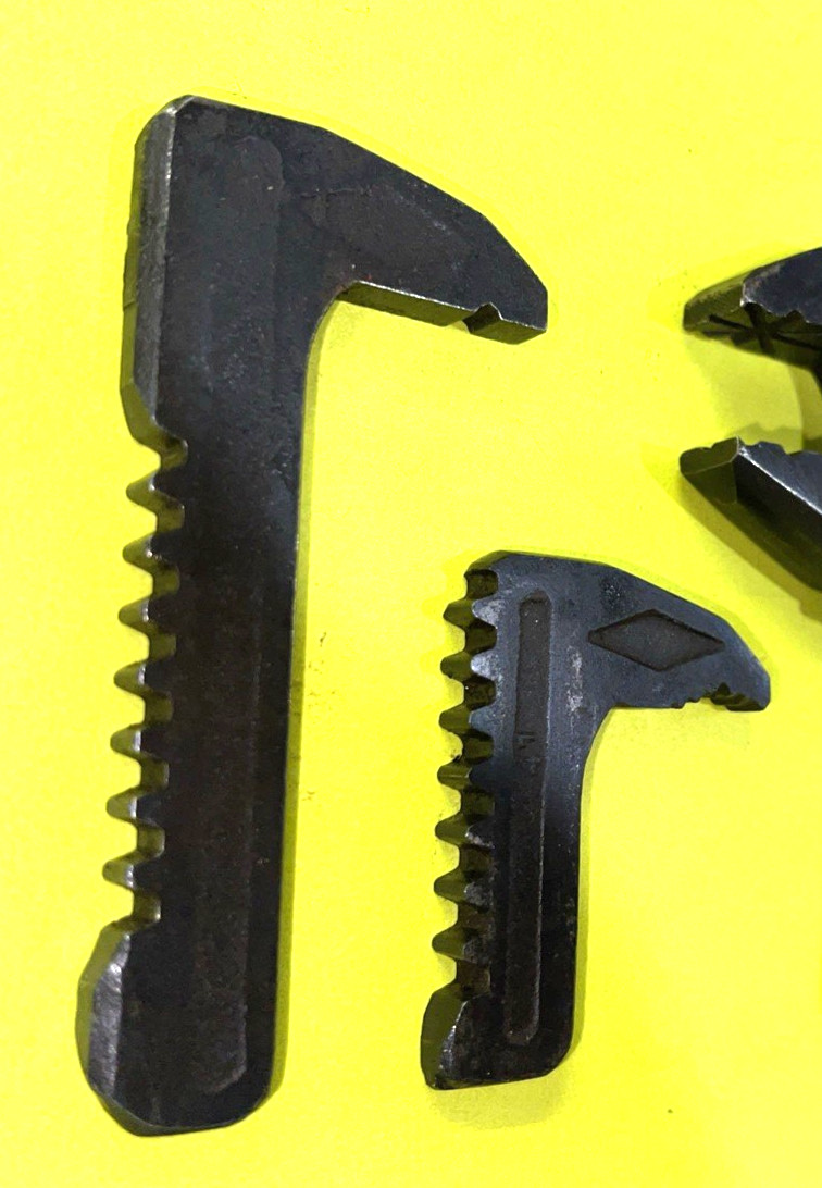 EIFEL TOOLS VINTAGE PLIERENCH & 2 EXTRA HEADS