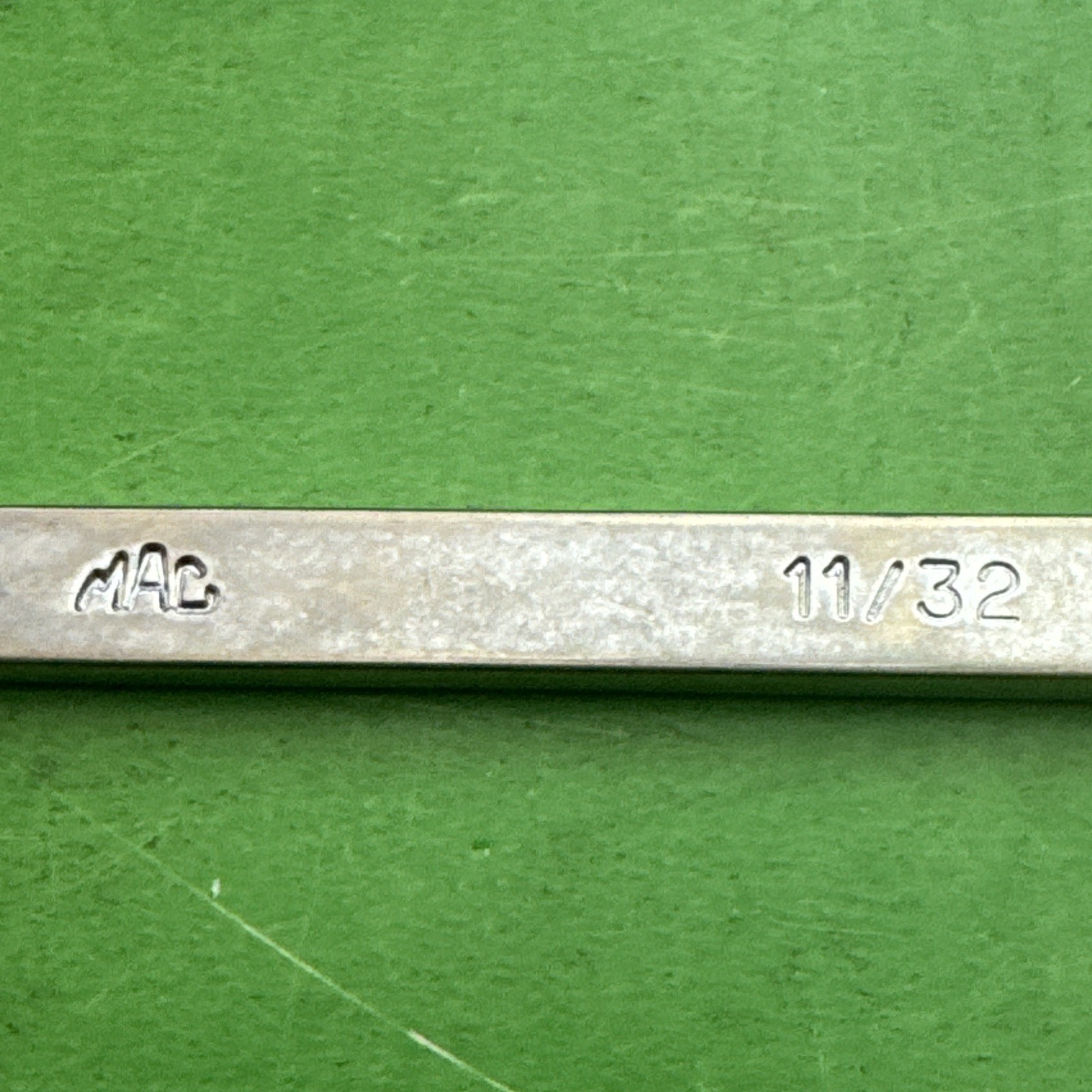 Mac Tools USA 12 Point SAE Size 11/32” Long Pattern Combination Wrench MPN CL112