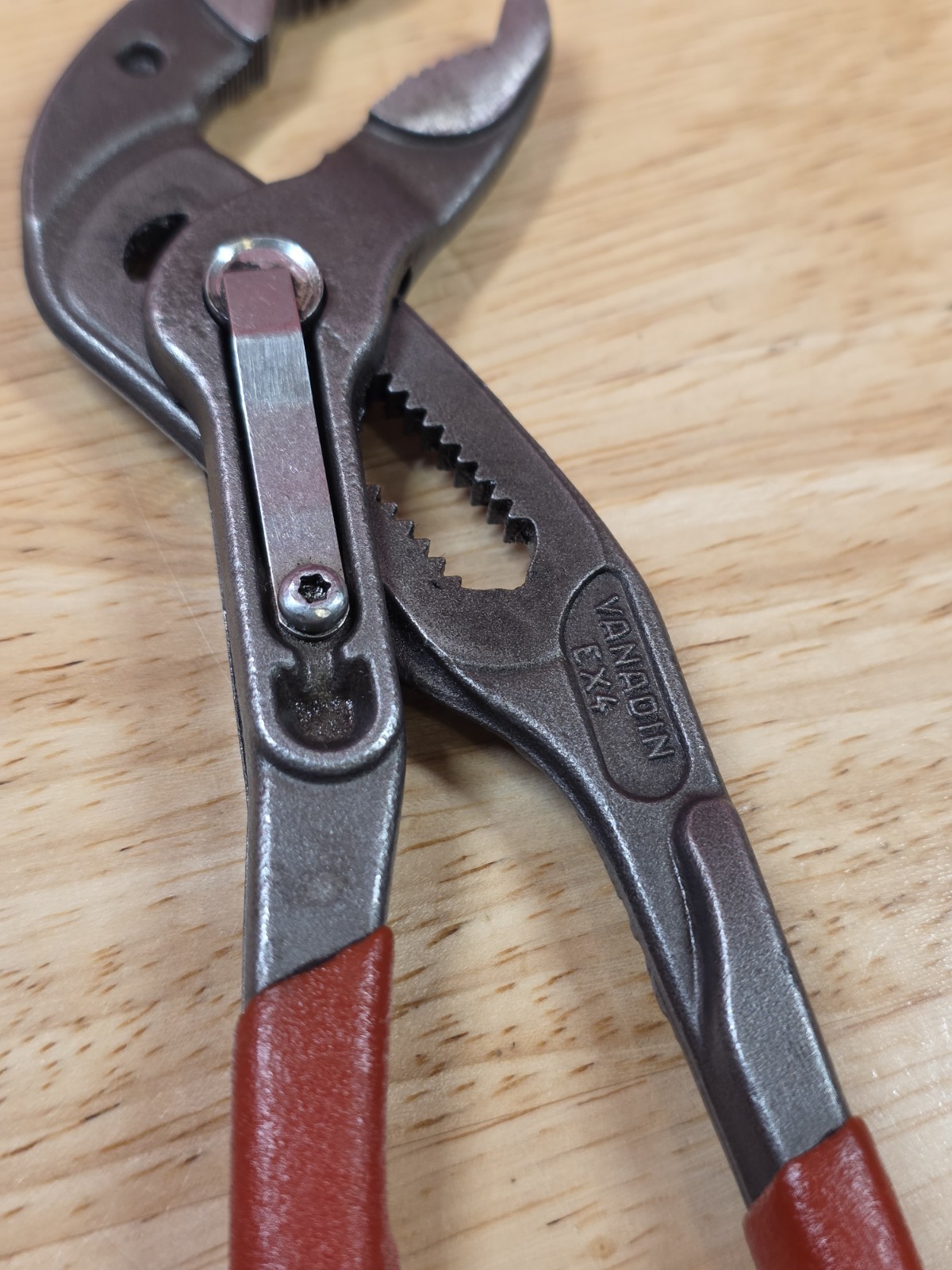 Matco Tools PC7 Knipex Cobra Pliers Red Grips 7-1/4” Long Germany