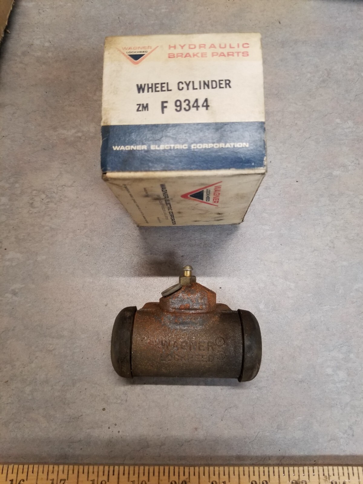 Vintage Wagner Wheel Cylinder F 9344
