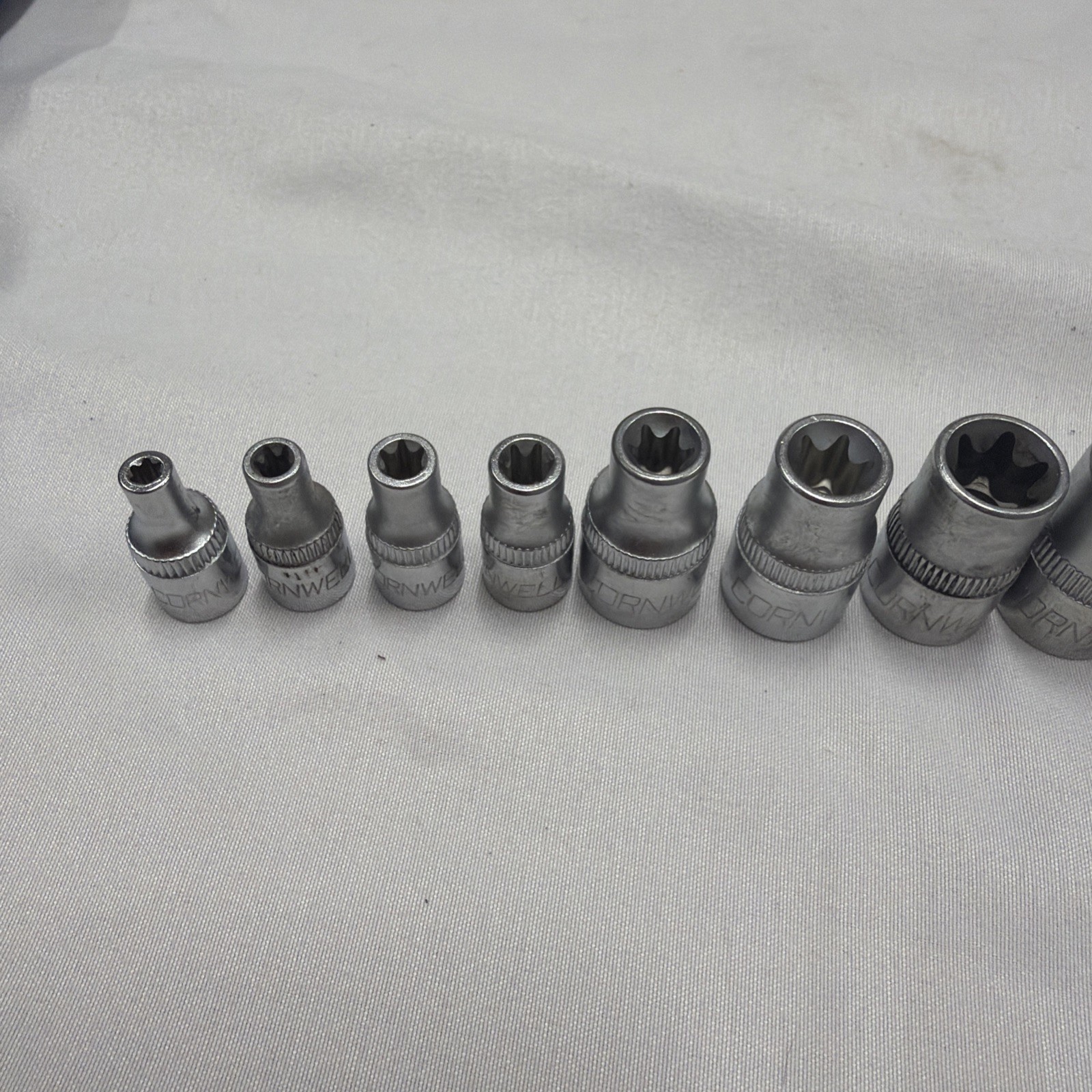 Cornwell Tools CBS-TX11023S 11 Pc External E-Torx Star Socket Set E4-E20 Used