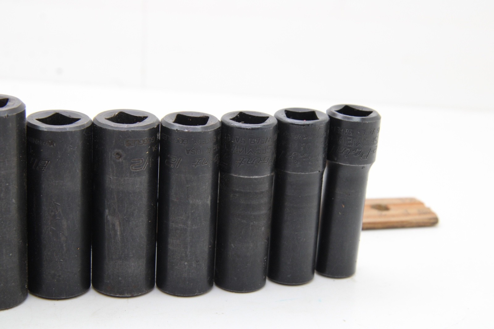 Blue-Point 213TSFSYA 10-17mm 3/8″ Drive DEEP Metric/SAE Twist Impact Socket Set