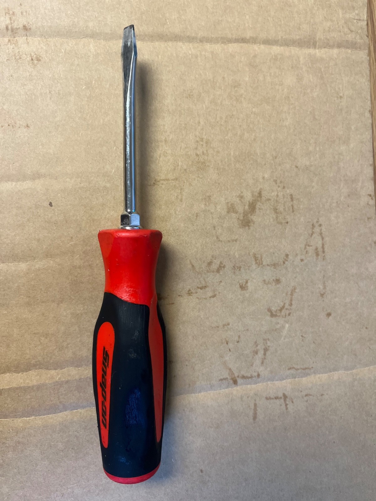 SNAP ON SGD4B – 9.75″ LONG FLAT BLADE COMFORT GRIP -RED/BLACK HANDLE-LOT#33