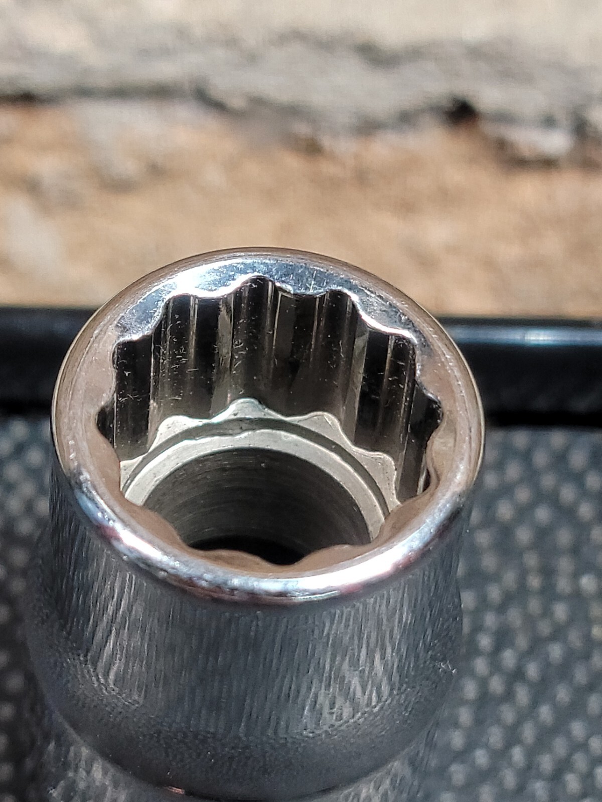 Snap-on Tools SWM141A 14mm 1/2″ Drive Metric 12-Point Shallow Socket Chrome USA
