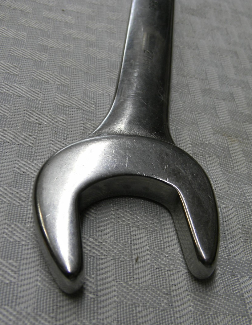 K-D TOOLS 27MM X 30MM DOUBLE OPEN-END WRENCH #61630 MADE IN THE USA 12-3/4″ OVL