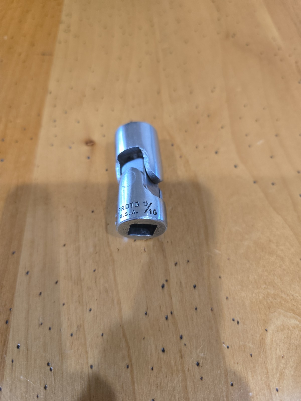 Proto Profession 3/8 drive 9/16″ Chrome Universal flex 12-point Socket 5274 used