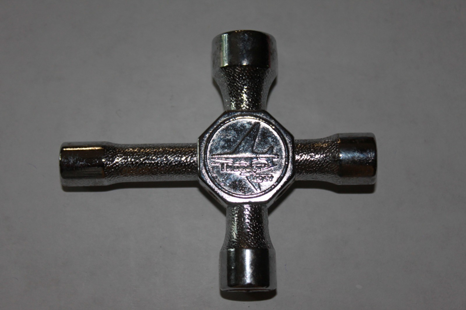 Vintage Thunder Tiger Multi Socket Tool Pocket Sized Sizes 6 8 10 12