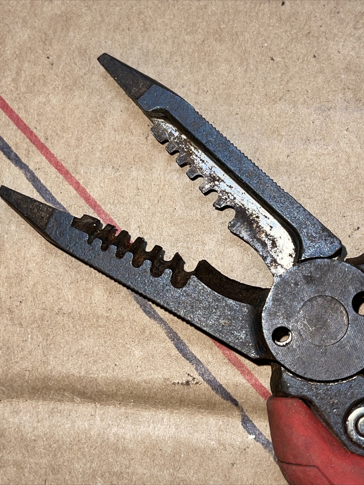 Milwaukee Wire Stripper Cutter Pliers 7 In 1 Combination Crimper Tools 7.75 in