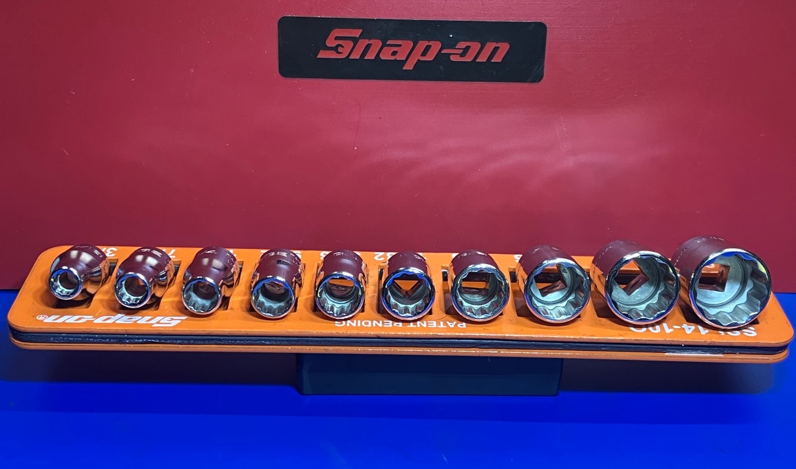 Snap On 1/4″ Drive 12-POINT SAE Shallow Socket Set W/Collectable All Metal Tray
