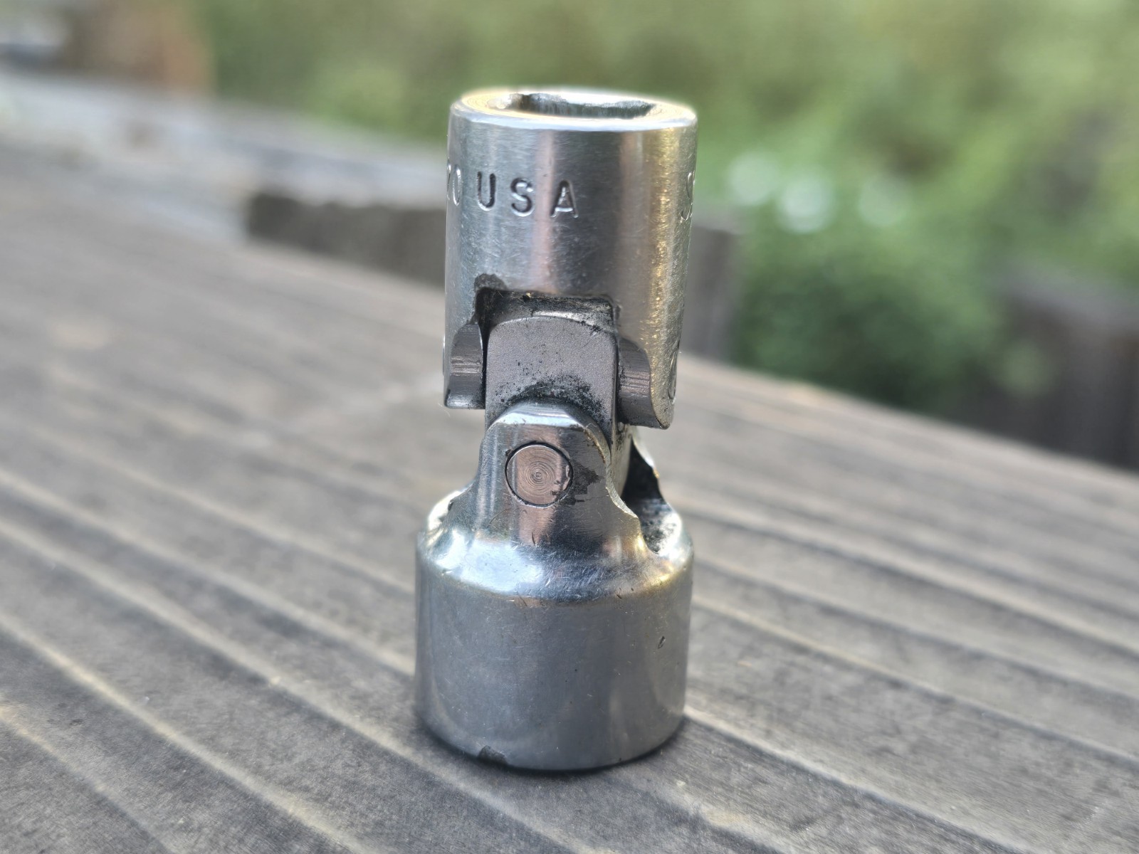 Snap-On FVU20 3/8″ Drive 5/8″ 12 Point Swivel Socket USA