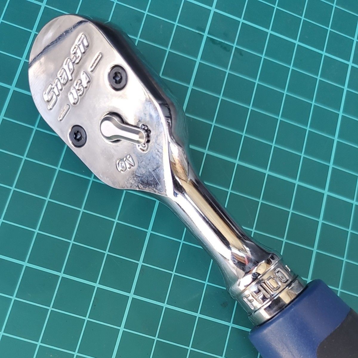 Snap-on / FH100 Power Blue 3/8″ Drive Soft Grip Ratchet Unused From Japan Rare