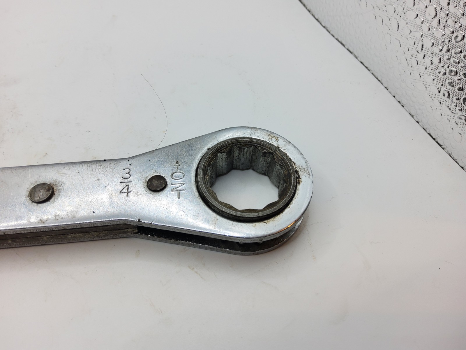 Matco Tools WR20242 Double Box End RATCHETING Wrench 5/8″ x 3/4″ 12 point