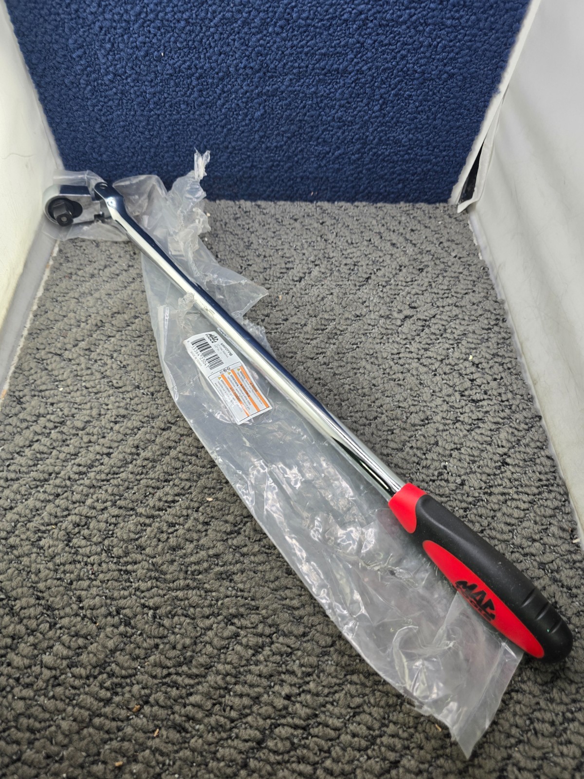 Mac Tools VR22FPB 180° 1/2″ Drive Pear-Head Flex Ratchet 22″ OAL Comfort-Grip