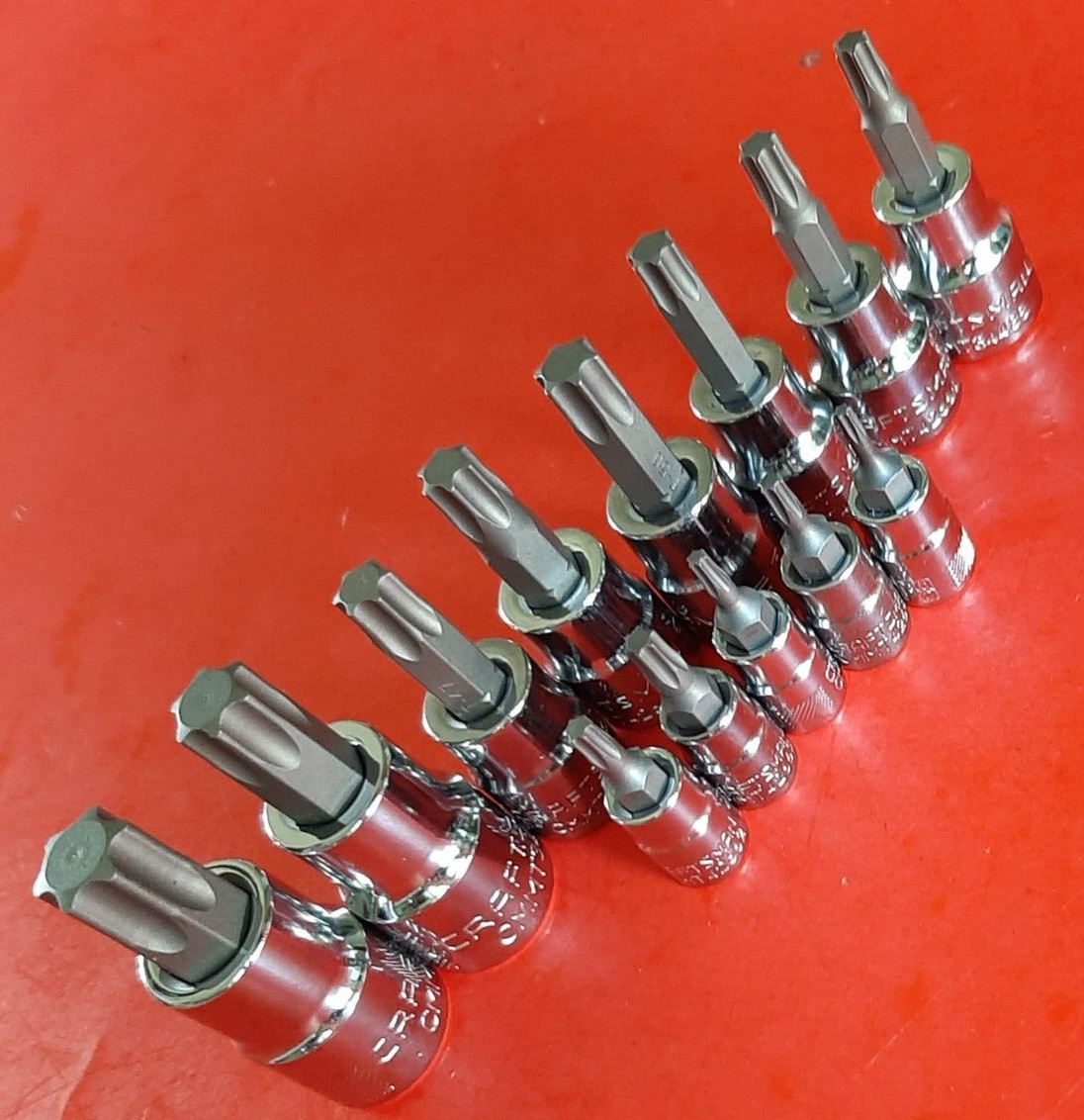 NEW CRAFTSMAN TOOLS 13 Piece 1/4 3/8 1/2 Drive Torx Bit Driver Socket Set T8-T60