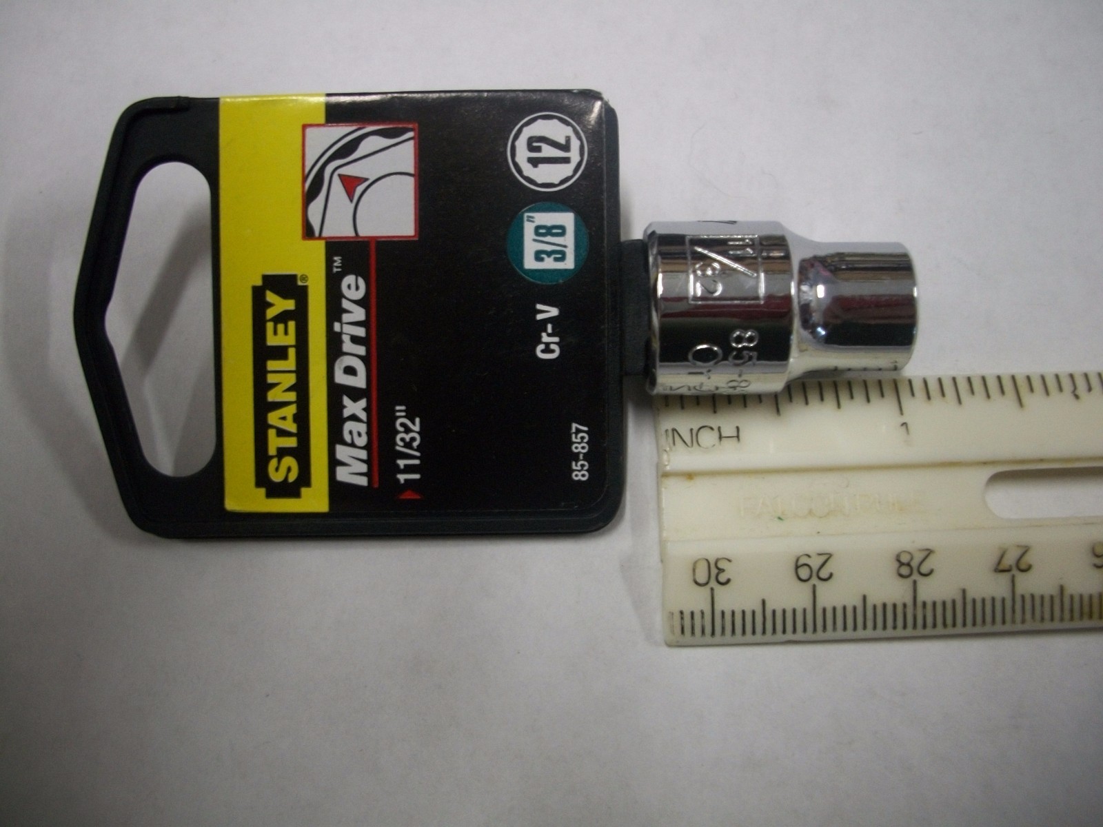 NEW STANLEY 3/8 in Drive 11/32 INCH MAX DRIVE 12 POINT SOCKETS TWO SOCKETS