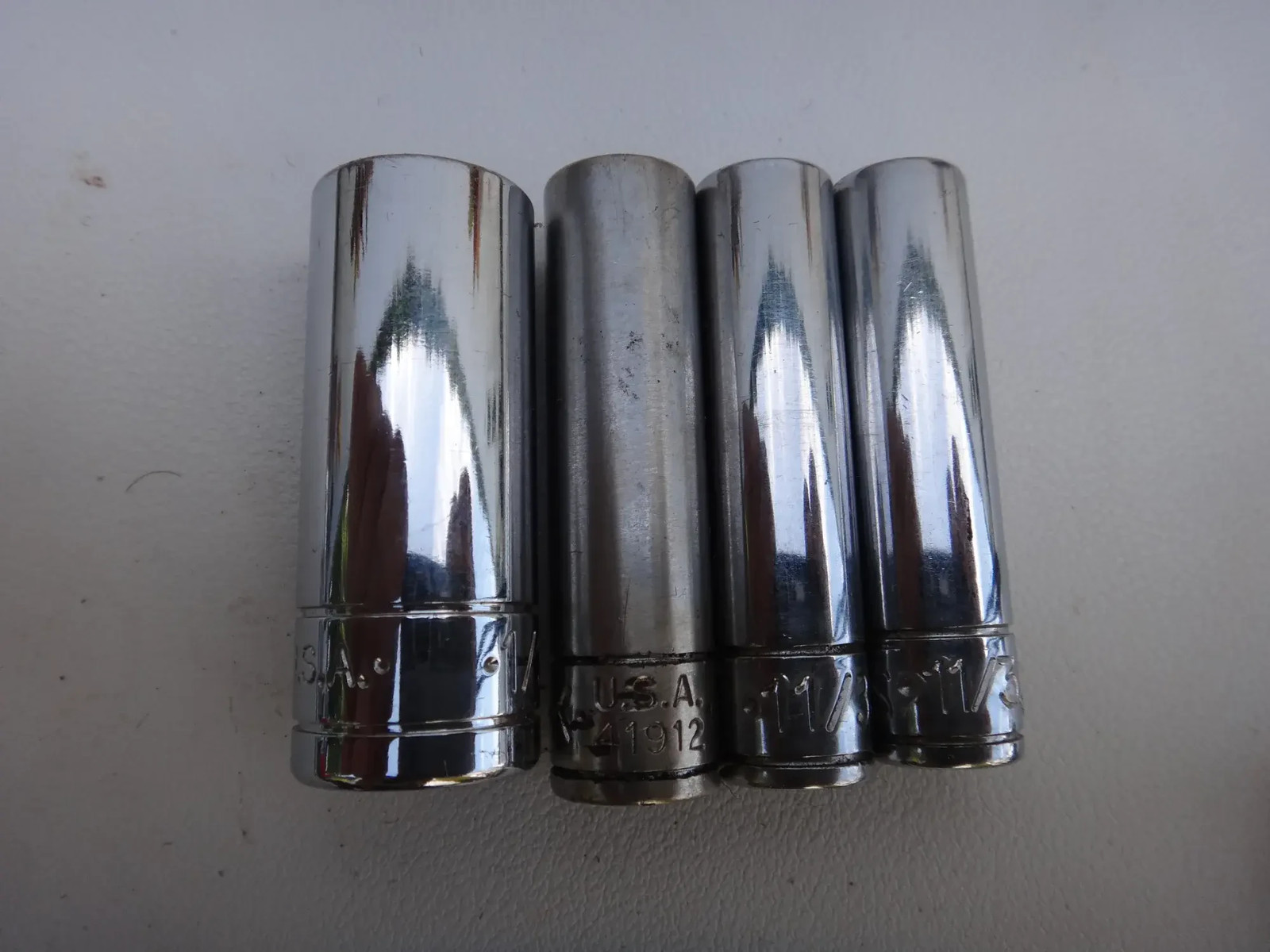 S-K Tools 1/4in Drive Socket Set 40954 Metric SAE Vintage Green Metal Case