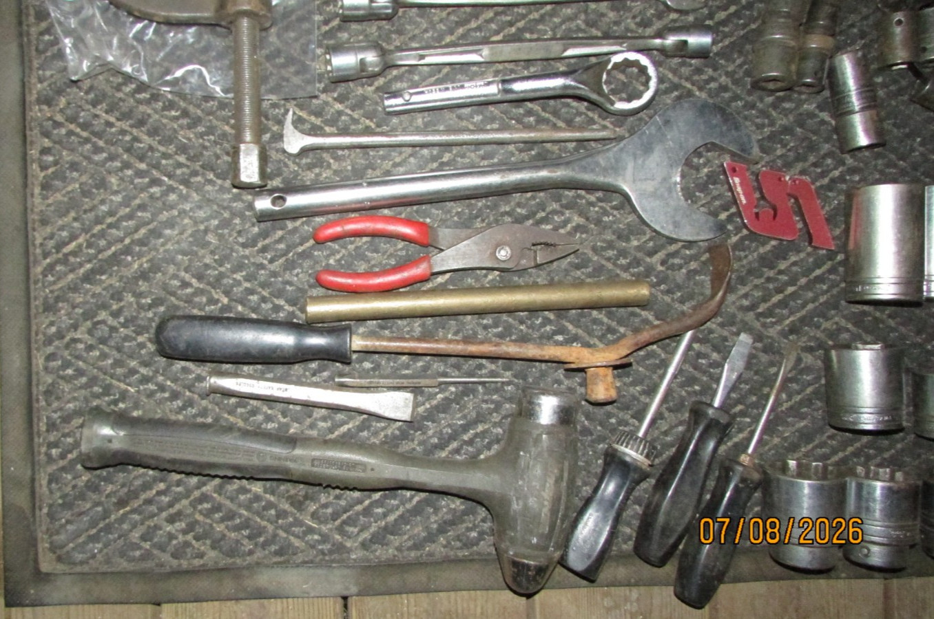Snap On Tools large random tool lot 121 pcs