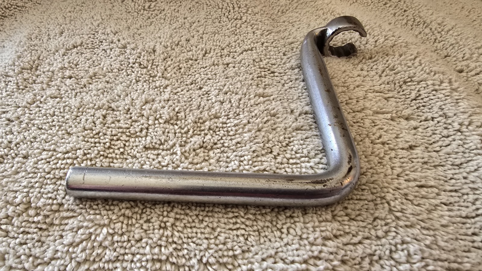 Snap-On S-8558 1/2″ & Blue-Point S-9516 9/16″ 90 Degree Distributor Wrenches