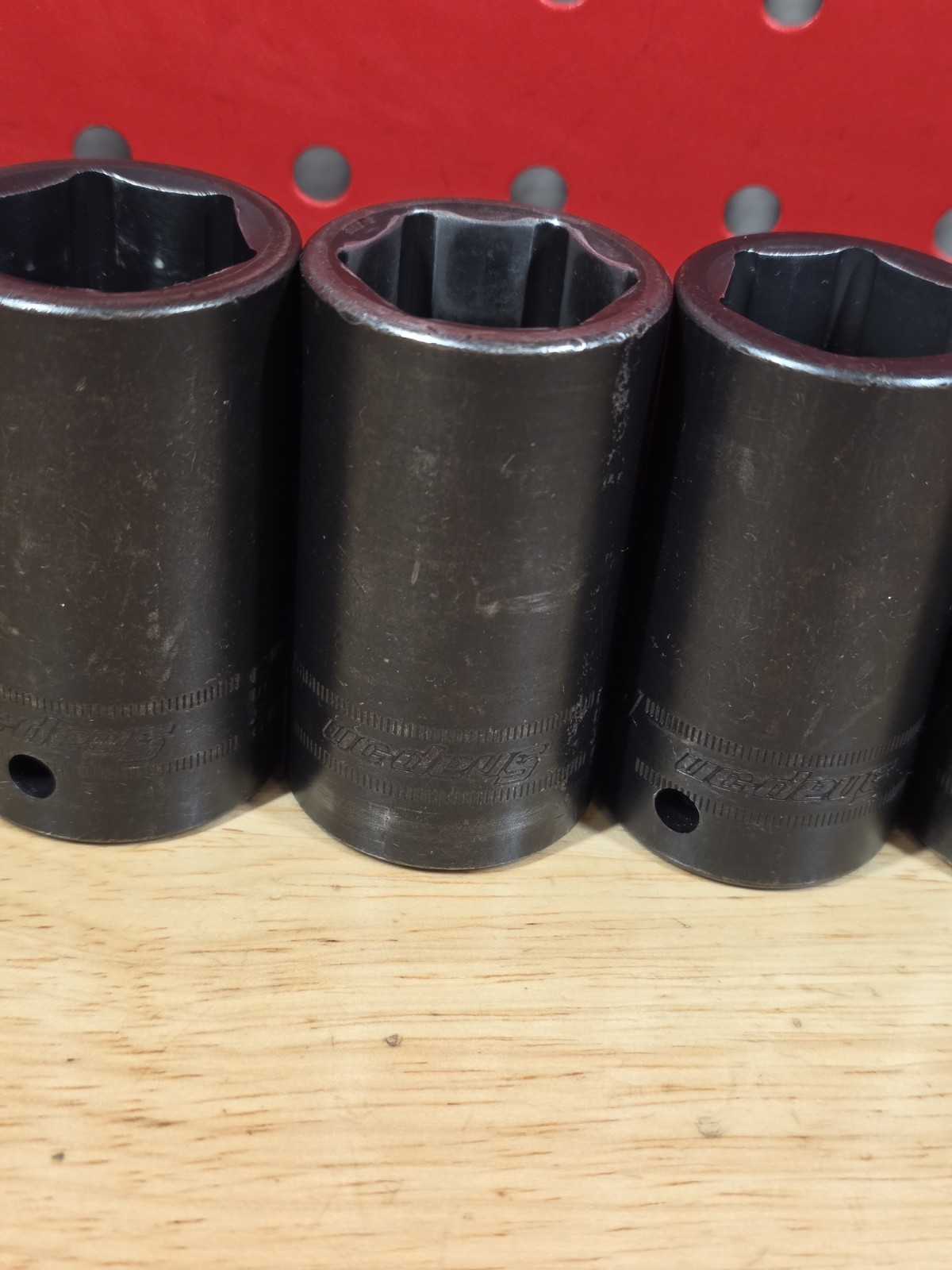 Snap-on 312IMMS 1/2″ Drive 15-25MM + 27MM 6-Pt Semi-Deep Impact Socket Set
