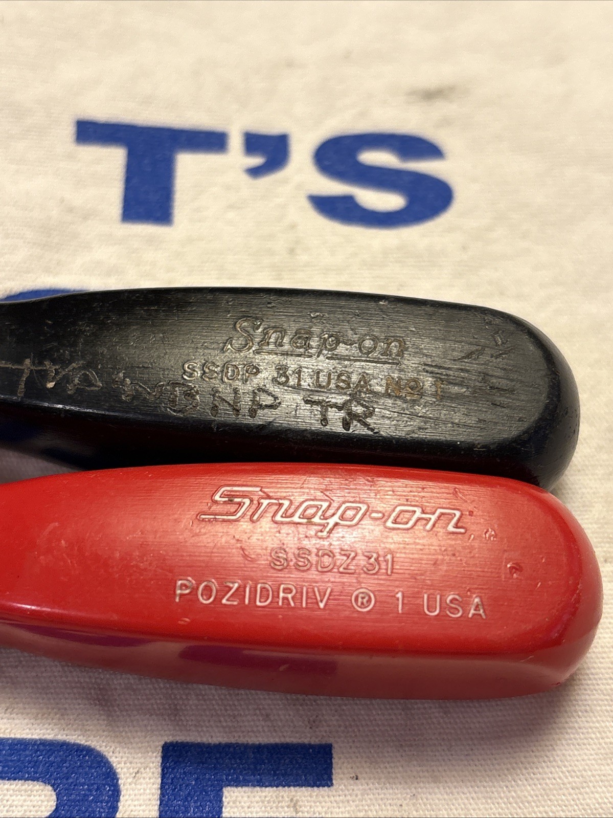 Snap-on Tools USA 2pc 6″ Screwdrivers Both Phillips SSDP31 & SSDZ31