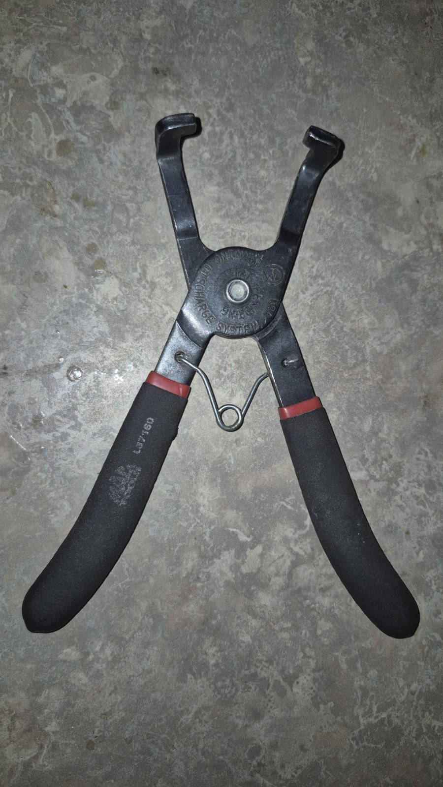 MAC Tools USA L37160 85 Degree Bent Head Clamp Disconnect Pliers Plier