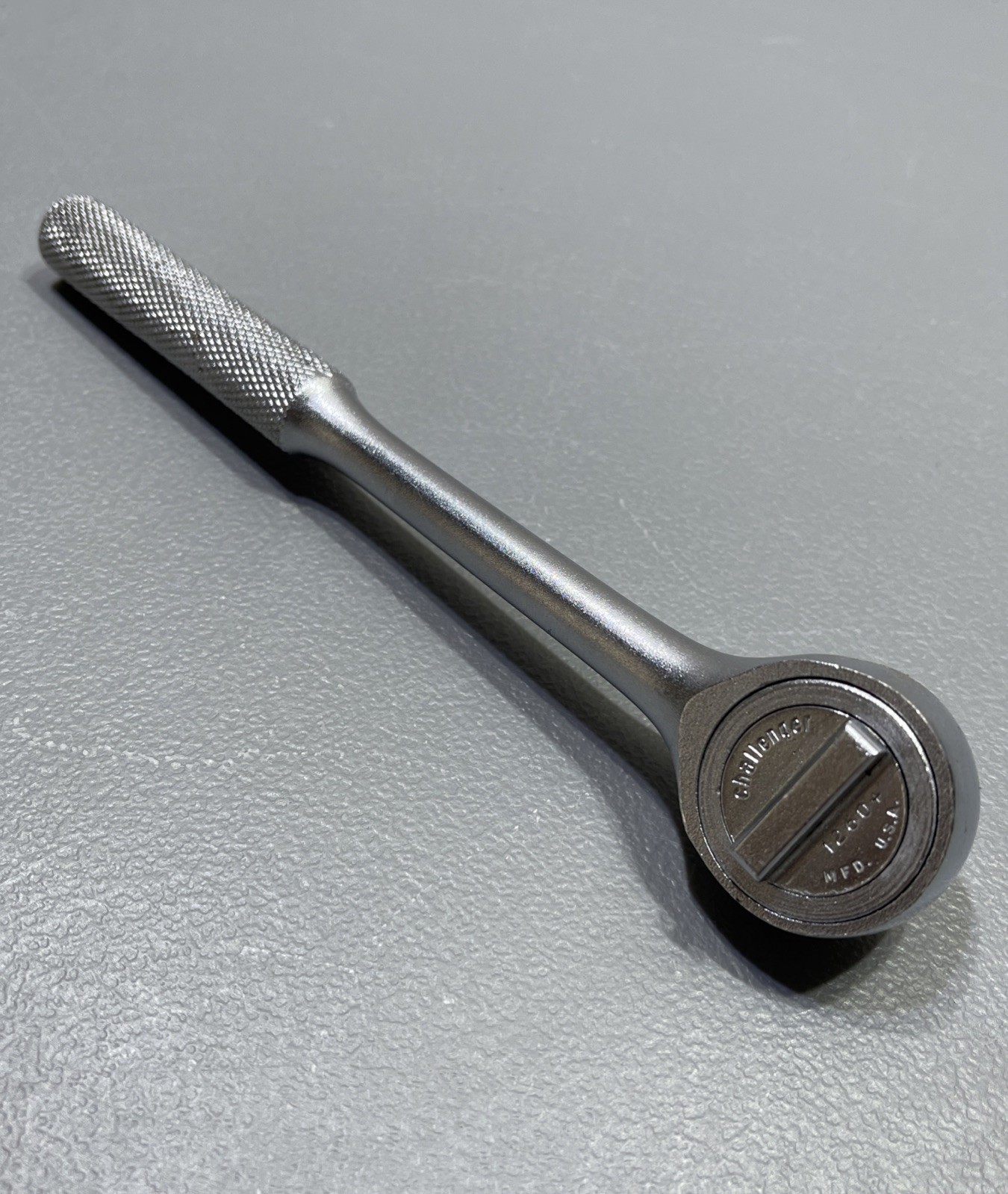 Challenger 1260+ Ratchet 3/8” Socket Wrench Reversible Directions