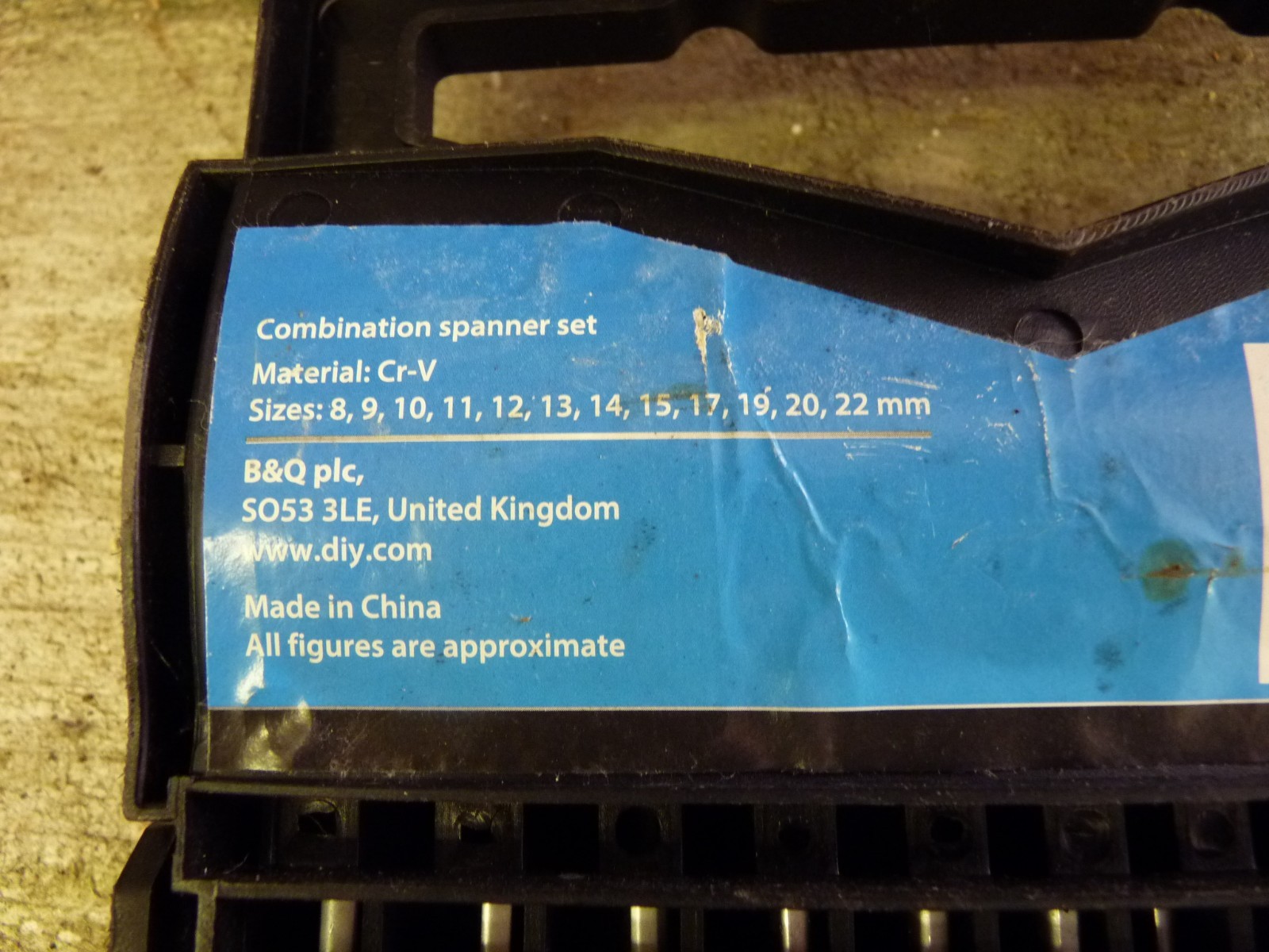 Metric 8mm to 22mm combination spanner set