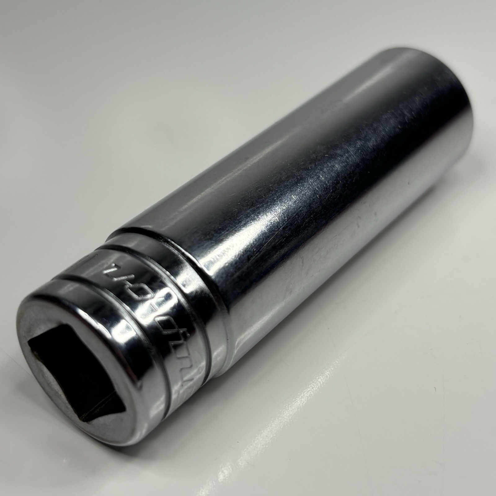 Snap On S221 1/2 Drive 12 Point SAE 11/16 Flank Dr Deep Socket USA VGC 1991