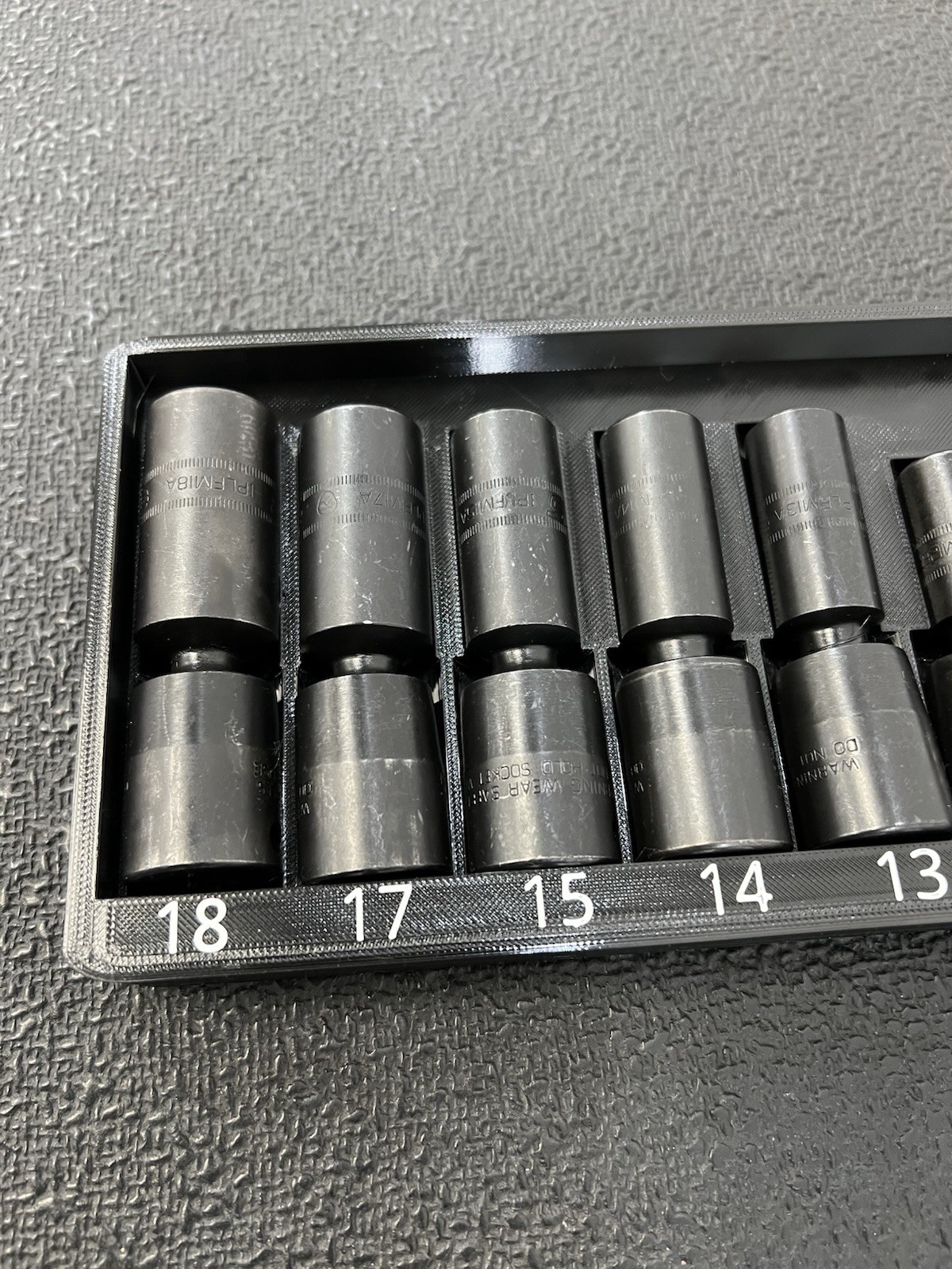 Tray compactible with Snap On 3/8″ Metric Semi Deep Impact Swivel Socket Set